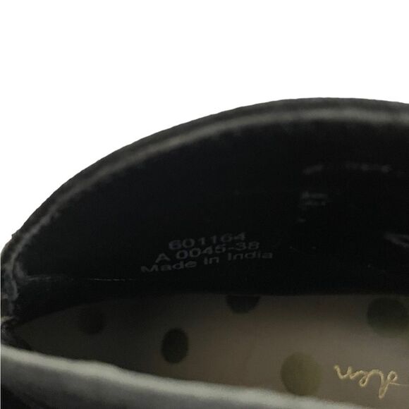 BODEN Marlow Suede Heeled Ankle Bootie Black Size 38 EU / US 7.5 - Picture 8 of 11